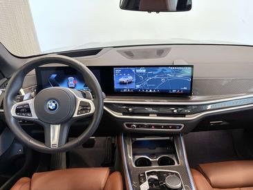 BMW X5 XDrive50e — photo 12