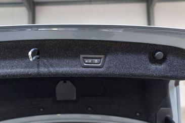 BMW M3 XDrive — photo 48