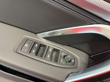 BMW IX1 EDrive20 — photo 15