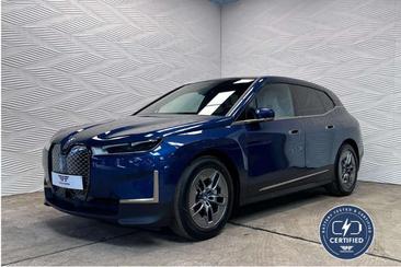 BMW IX XDrive40 — photo 3