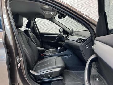 BMW X1 XDrive25e — photo 20