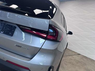BMW X1 XDrive25e — photo 12