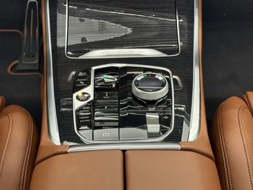 BMW X5 XDrive40d — photo 11