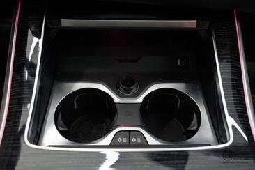 BMW X5 M Performance XDrive50e — photo 34