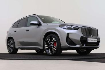 BMW IX1 M Sport EDrive20 — photo 9