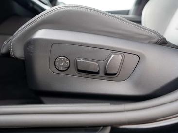 BMW M5 — photo 17