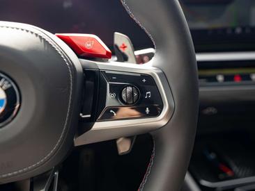 BMW M5 — photo 23