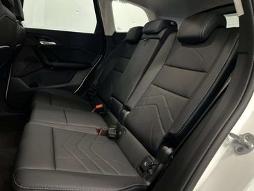 BMW X1 XDrive20d — photo 13