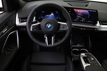 BMW IX1 M Sport EDrive20 — photo 22