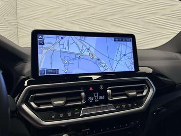BMW iX3 M Sport — photo 35