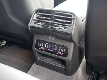 BMW M5 — photo 32