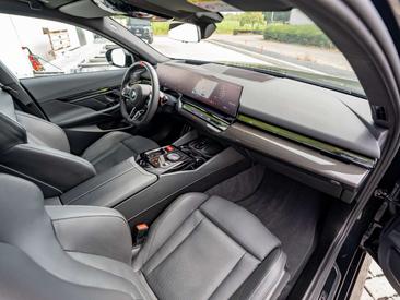 BMW M5 — photo 34