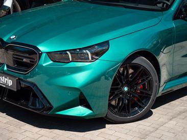 BMW M5 Touring — photo 8