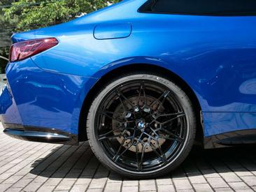 BMW M4 Competition — photo 13