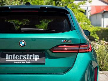 BMW M5 Touring — photo 10