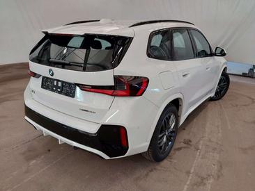 BMW X1 M Sport 20i — photo 3