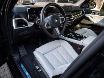BMW X5 M Sport 30d — photo 15