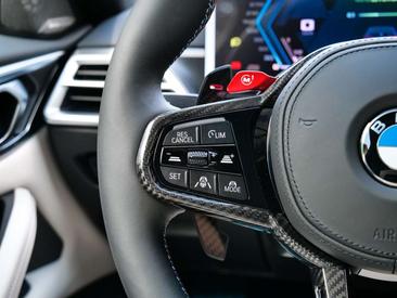 BMW M4 Competition — photo 20