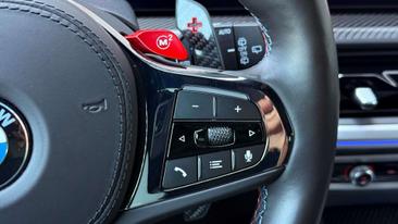 BMW XM — photo 21
