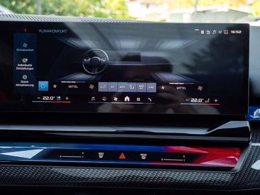 BMW M5 Touring — photo 22