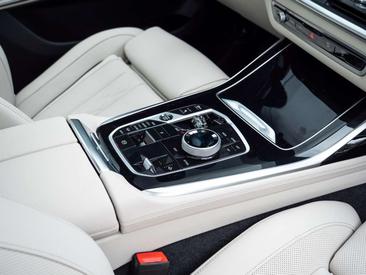 BMW X7 40d — photo 20