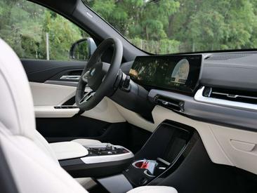 BMW X2 XDrive20d — photo 29