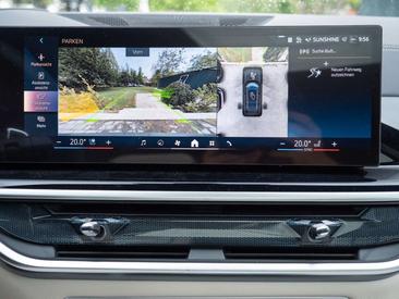 BMW X7 40d — photo 22