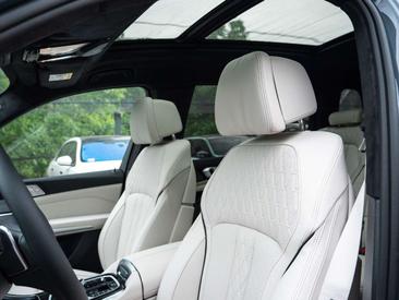 BMW X7 40d — photo 26