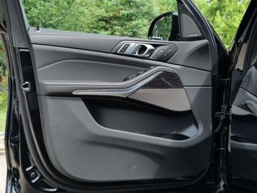 BMW X5 M Sport 40d — photo 25