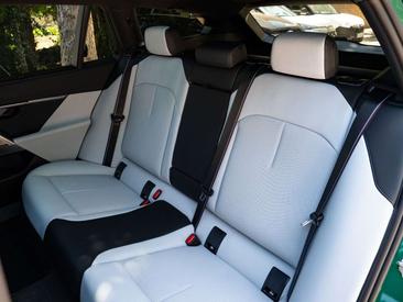 BMW M5 Touring — photo 34