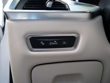 BMW X7 M Sport 40d — photo 27