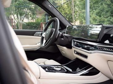 BMW X7 40d — photo 19