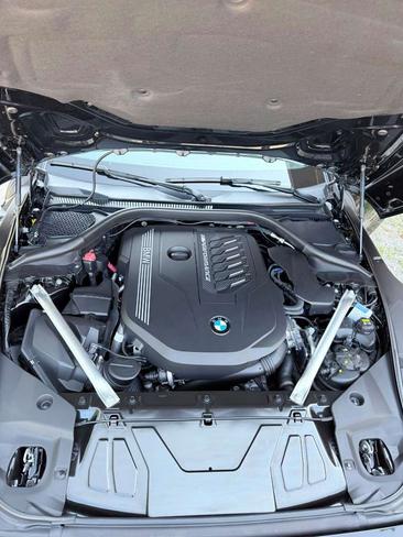 BMW Z4 Roadster M40i — photo 17