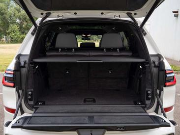 BMW X7 M Sport 40d — photo 36