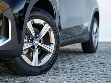 BMW X1 18d — photo 2