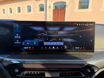BMW M2 CS — photo 29