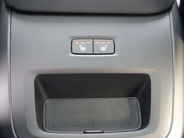 Volvo XC60 B5 Plus — photo 14