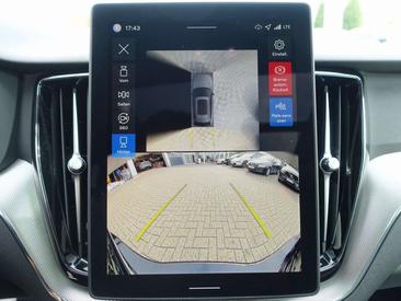 Volvo XC60 B5 Plus — photo 20