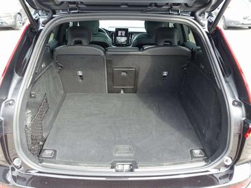 Volvo XC60 B5 Plus — photo 25