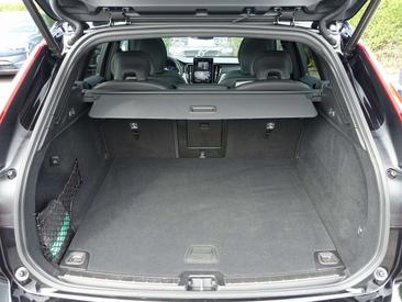 Volvo XC60 B5 Plus — photo 23