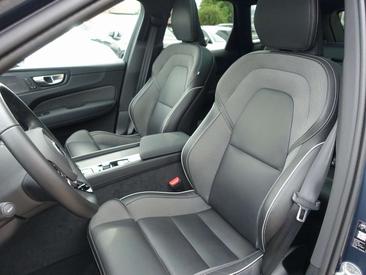 Volvo XC60 B5 Plus — photo 11