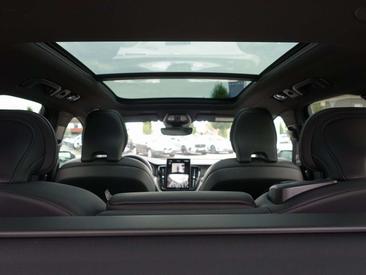 Volvo XC60 B5 Plus — photo 26