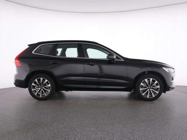 Volvo XC60 B4 Core — photo 10