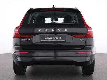 Volvo XC60 B4 Core — photo 14