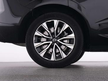 Volvo XC60 B4 Core — photo 21