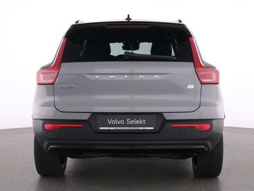 Volvo XC40 Recharge Core — photo 15