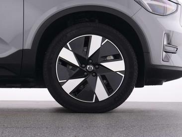 Volvo XC40 Recharge Core — photo 21