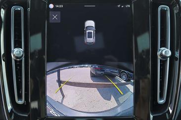 Volvo XC40 Recharge Plus — photo 7