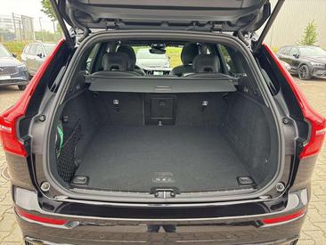 Volvo XC60 B5 Plus — photo 16