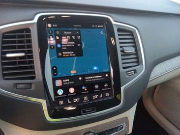 Volvo XC90 T8 Plus — photo 10